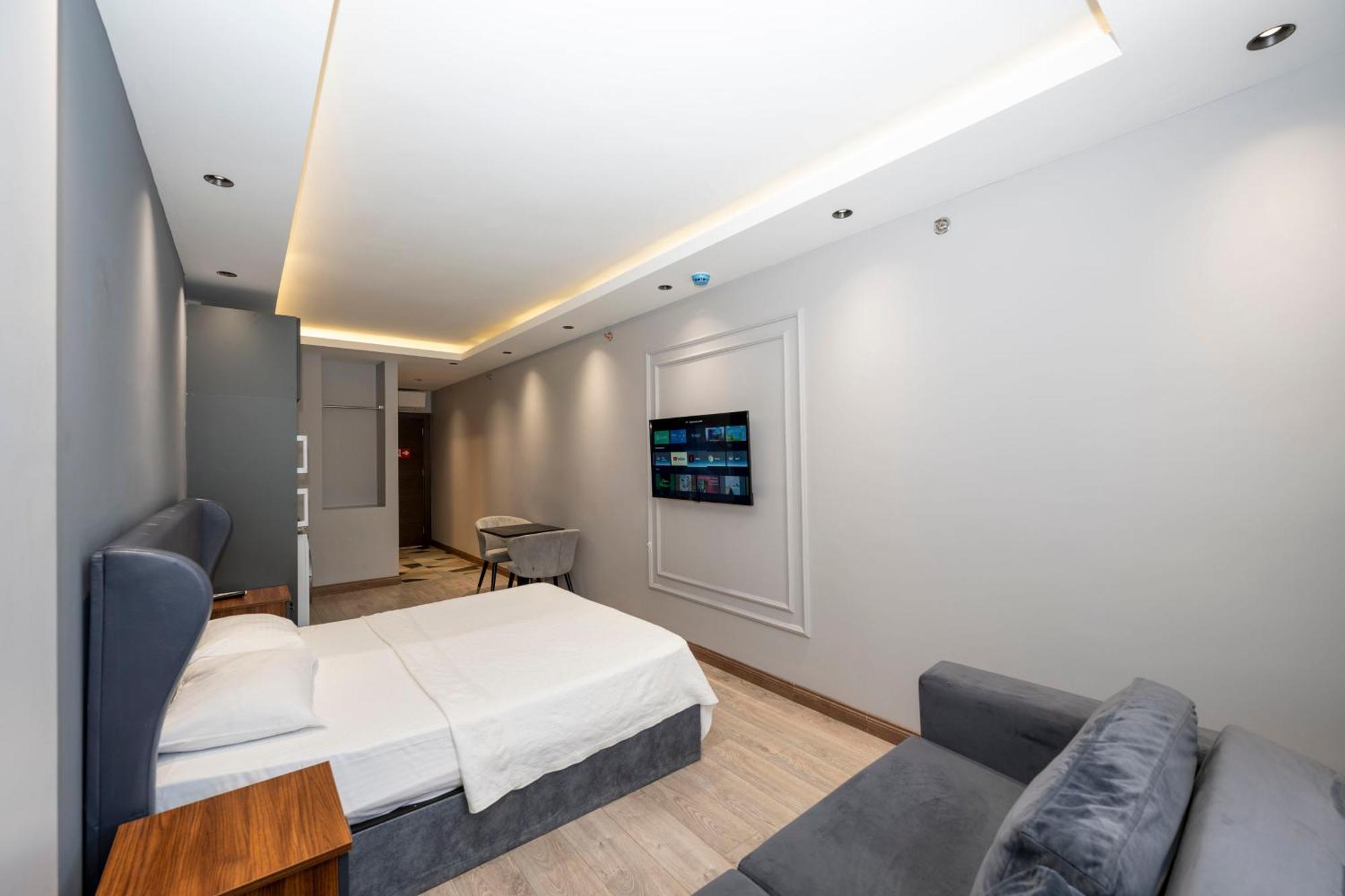 Comfort Suites Hotel Istanbul Exterior photo