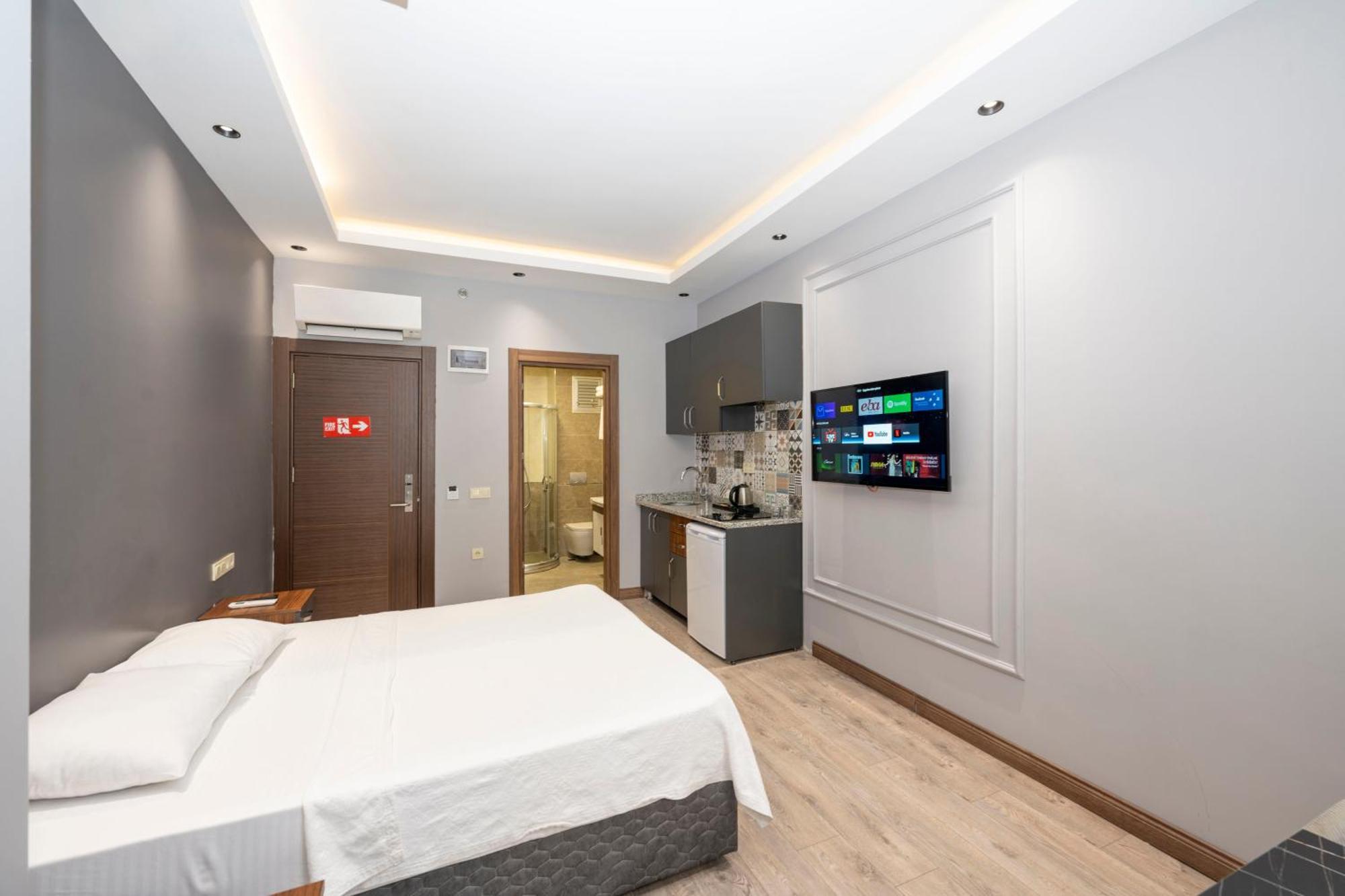 Comfort Suites Hotel Istanbul Exterior photo