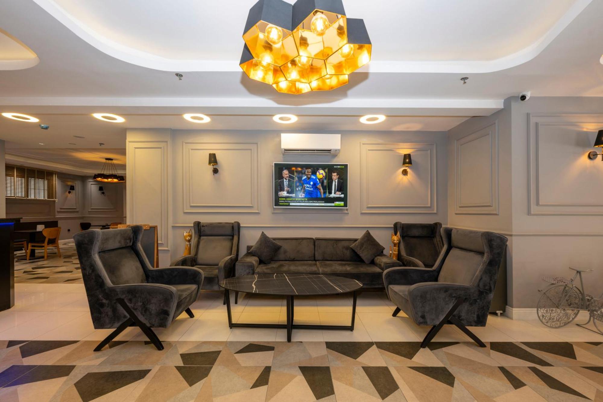Comfort Suites Hotel Istanbul Exterior photo